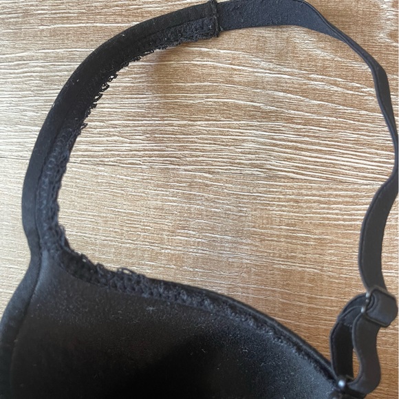 Victoria’s Secret Black Lined Demi Bra 36D - Picture 6 of 9